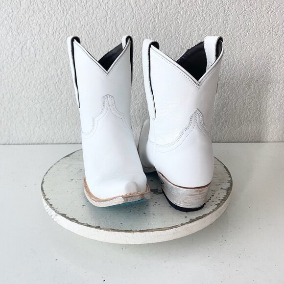 Lane EMMA JANE Womens Cowboy Bootie 7.5 White Western Cowgirl Short Ankle Boots - Picture 11 of 11